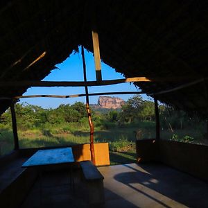 Sigiriya Rock Gate Resort